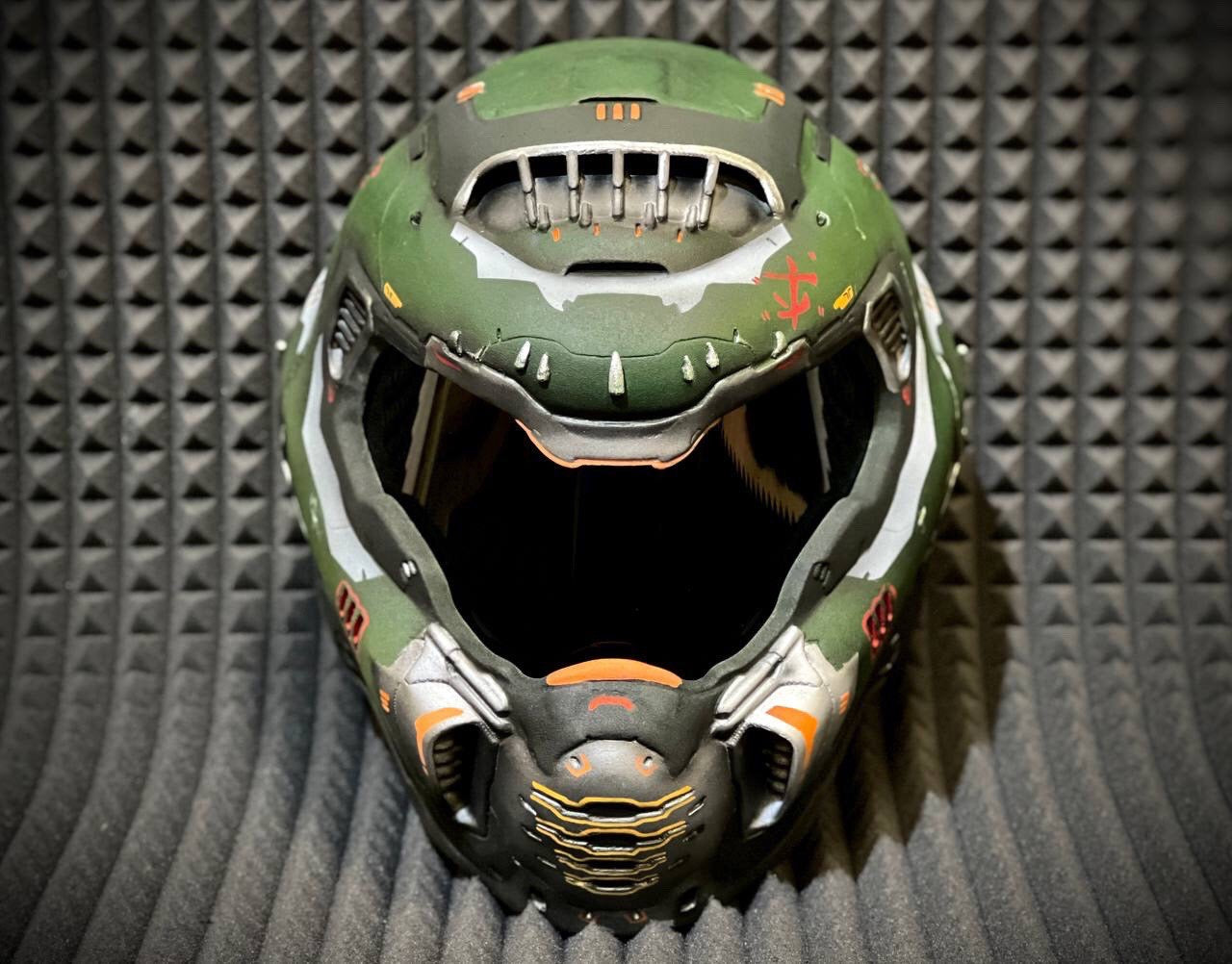 DoomGuy helmet from Doom Eternal for Cosplay and Airsoft