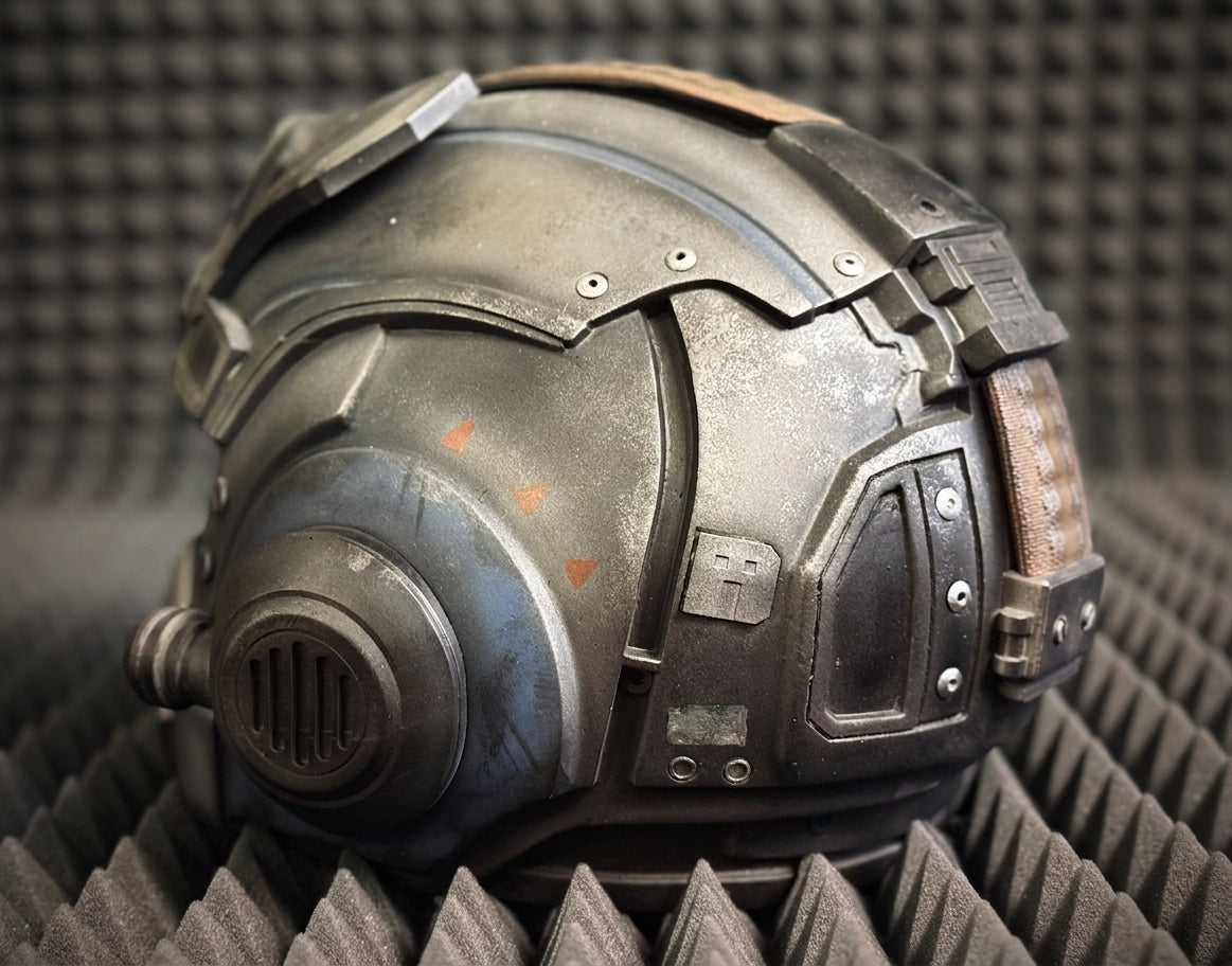 Anthony Carmine helmet from Gears of War for Cosplay and Airsoft