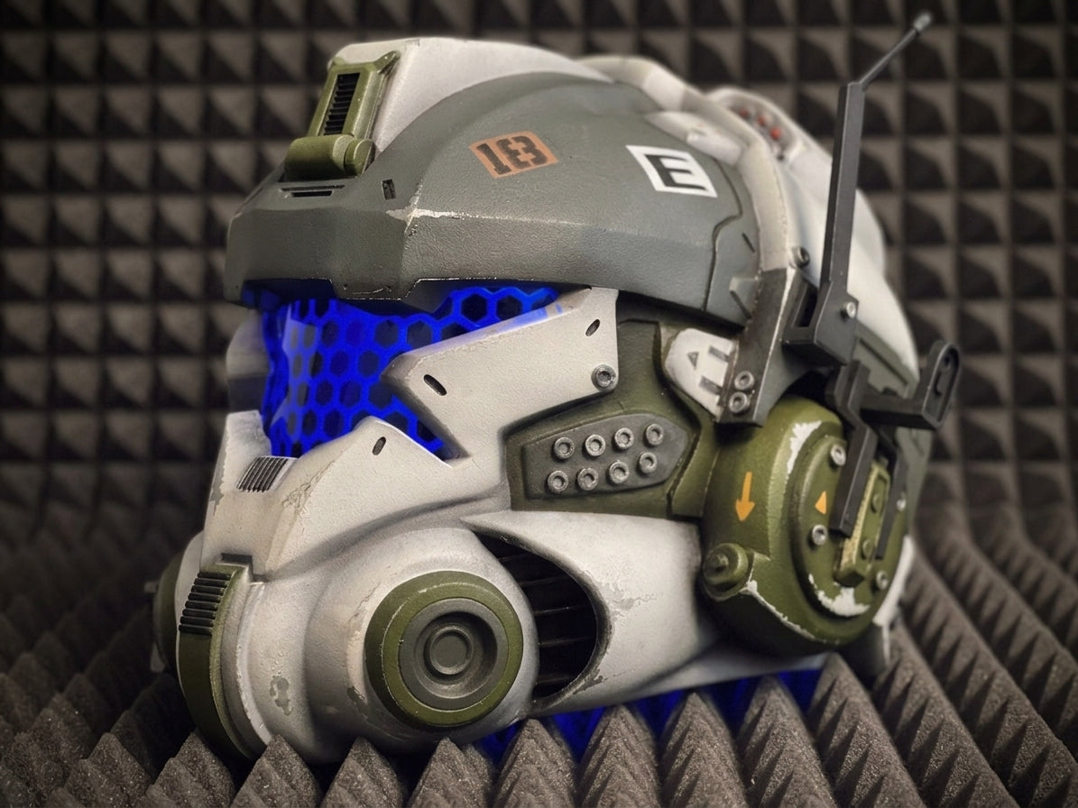 Pilot helmet from TitanFall for Cosplay and Airsoft